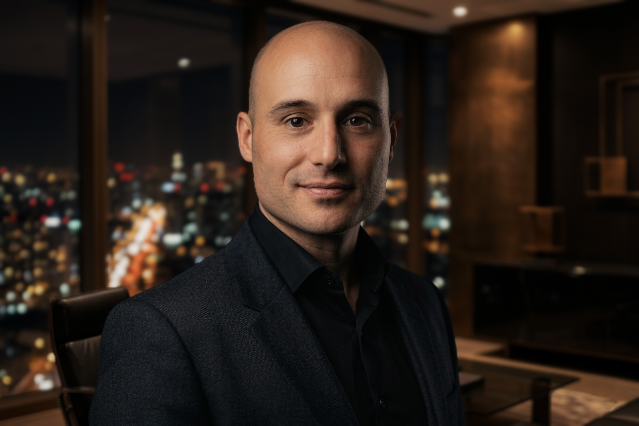 Oliver Grey, Axiom Thinking